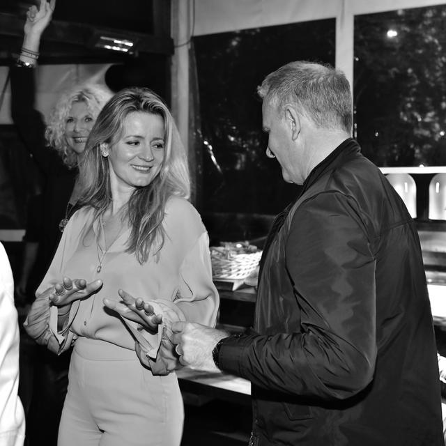 Community-Archiv — The Secret Cigar Society