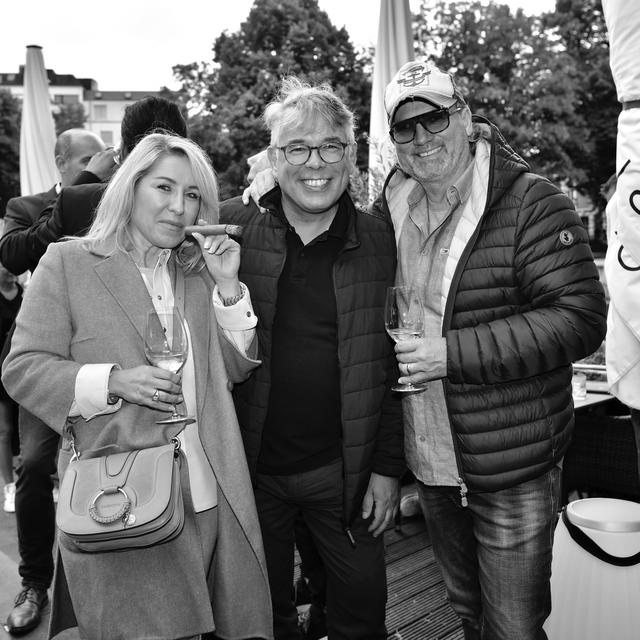 Community-Archiv — The Secret Cigar Society